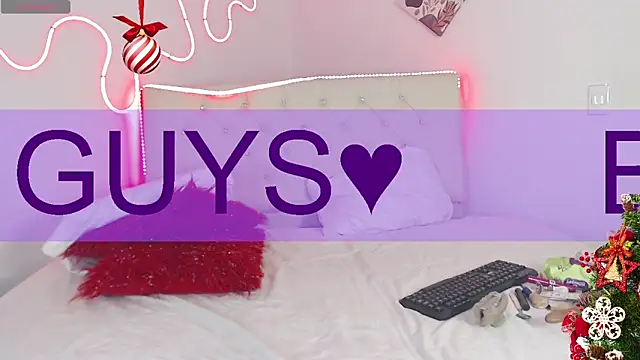 UniversitygirlQS online show from December 21, 7:24 am