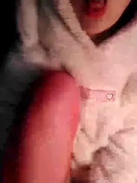 Snapshot of misu09 chatting on January 6, 6:41 pm misu09 online show from January 6, 6:41 pm
