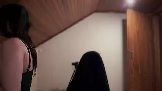 JeSuisUnTapin online show from February 4, 11:16 pm