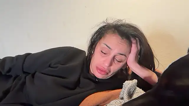 Snapshot of JeSuisUnTapin chatting on January 6, 5:38 pm JeSuisUnTapin online show from January 6, 5:38 pm