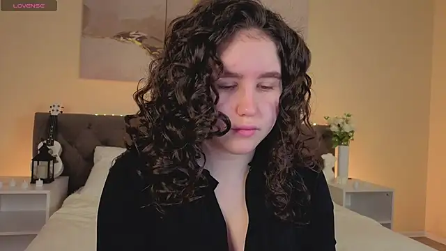 Ariella Sol online show from November 14, 1:04 am