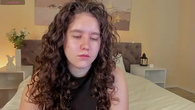 Ariella Sol online show from June 20, 1:09 am