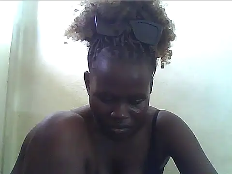 Snapshot of Sexyhotgal22 chatting on May 1, 7:35 am Sexyhotgal22 online show from May 1, 7:35 am