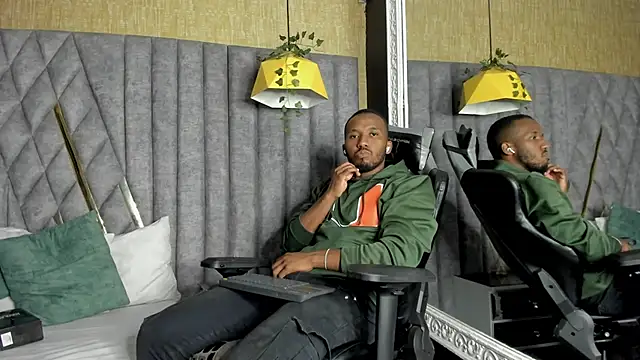 JamesParck online show from March 12, 10:05 pm