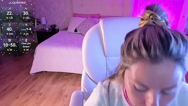 brandy sweet  online show from September 12, 1:11 pm