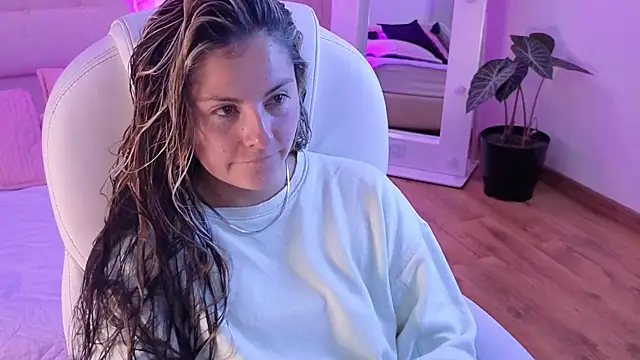 brandy sweet  online show from October 11, 2:04 pm