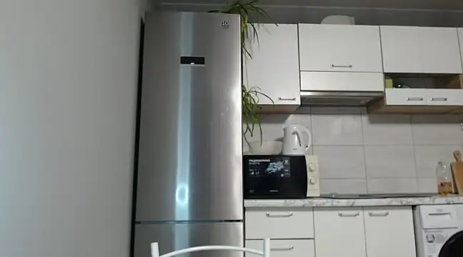 Snapshot of SierraSky_ chatting on December 26, 6:22 pm SierraSky online show from December 26, 6:22 pm