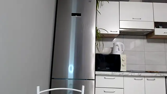 Snapshot of SierraSky_ chatting on March 18, 6:15 pm SierraSky online show from March 18, 6:15 pm