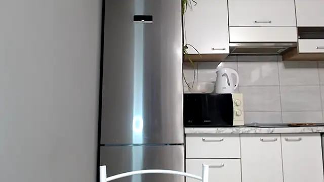 Snapshot of SierraSky_ chatting on October 2, 5:09 pm SierraSky online show from October 2, 5:09 pm