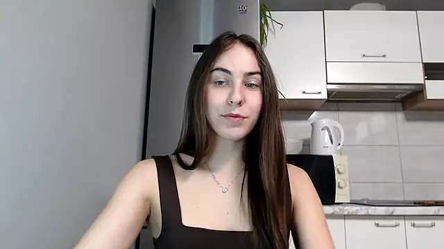 Snapshot of SierraSky_ chatting on October 23, 5:12 pm SierraSky online show from October 23, 5:12 pm