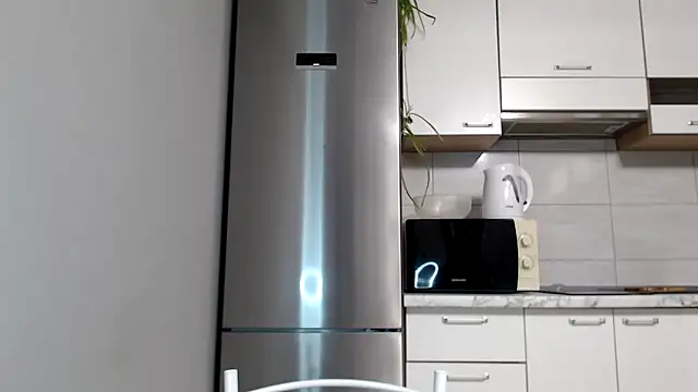 Snapshot of SierraSky_ chatting on November 14, 6:06 pm SierraSky online show from November 14, 6:06 pm