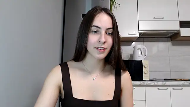 Snapshot of SierraSky_ chatting on November 17, 6:14 pm SierraSky online show from November 17, 6:14 pm