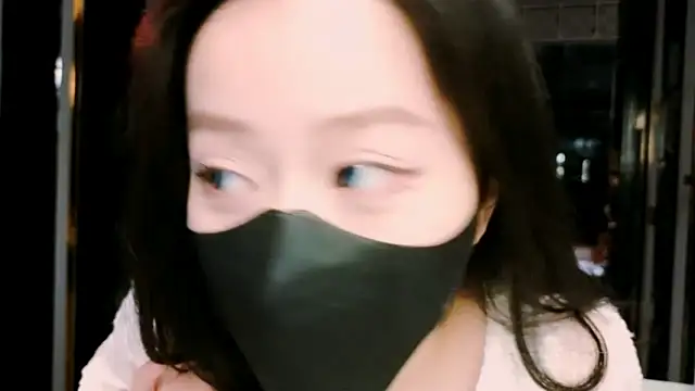 Snapshot of Martha_99 chatting on February 27, 5:02 am Martha 99 online show from February 27, 5:02 am