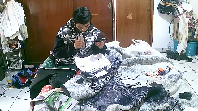 Snapshot of jperezofficial1 chatting on October 8, 5:10 pm jperezofficial1 online show from October 8, 5:10 pm