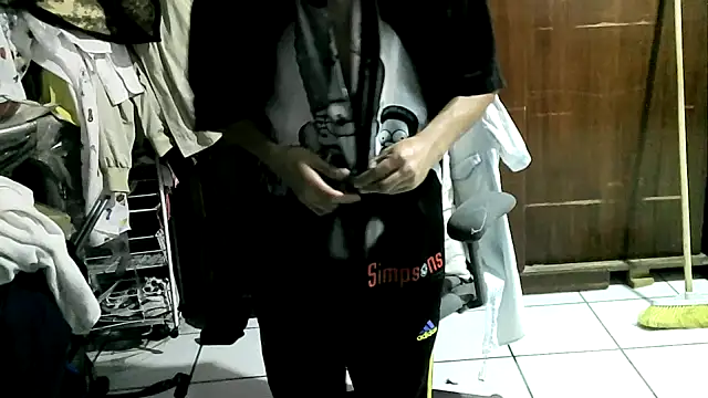 Snapshot of jperezofficial1 chatting on October 11, 4:44 am jperezofficial1 online show from October 11, 4:44 am