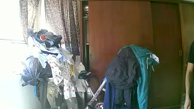 Snapshot of jperezofficial1 chatting on October 27, 5:06 pm jperezofficial1 online show from October 27, 5:06 pm