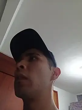 jperezofficial1 online show from November 28, 2:58 am