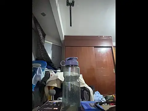 jperezofficial1 online show from December 18, 3:01 am