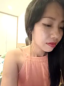 Snapshot of Sugar2k5 chatting on January 19, 1:01 pm Sugar2k5 online show from January 19, 1:01 pm