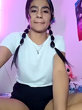 Leslly  online show from February 22, 11:35 am