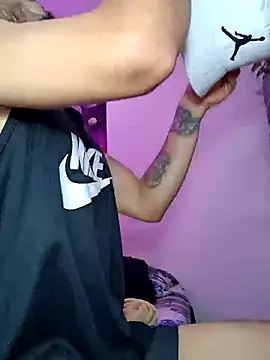 Leslly  online show from February 25, 11:08 am