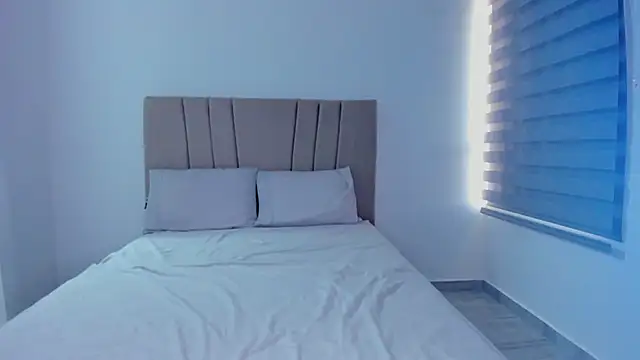 Natasha-28 online show from December 21, 8:16 pm