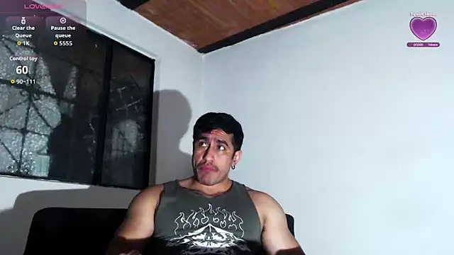 Snapshot of willian_m777 chatting on June 20, 3:42 am willian m777 online show from June 20, 3:42 am