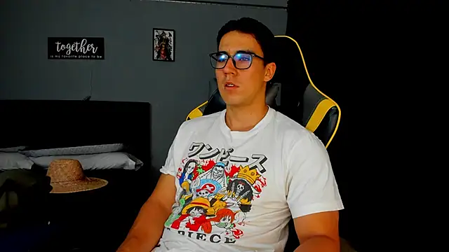 owengray2n online show from September 26, 2:15 am