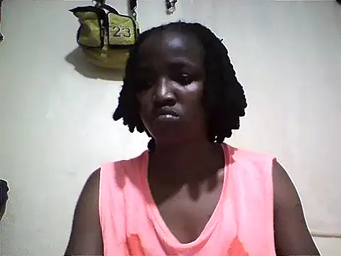 Snapshot of pretty_cool chatting on September 18, 10:56 pm pretty cool online show from September 18, 10:56 pm