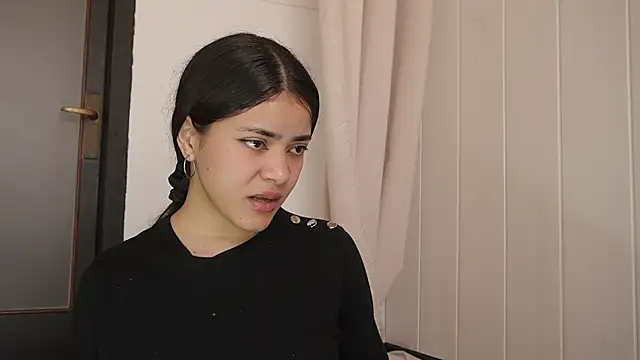 Feetgirl01 online show from February 20, 9:55 am