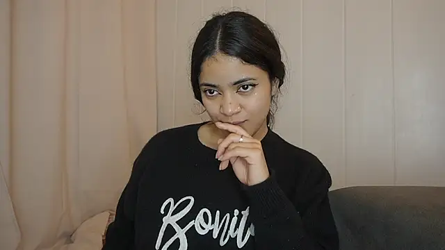 Feetgirl01 online show from February 28, 9:47 am