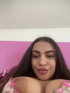 Snapshot of ayshalove chatting on March 18, 2:04 pm ayshalove online show from March 18, 2:04 pm