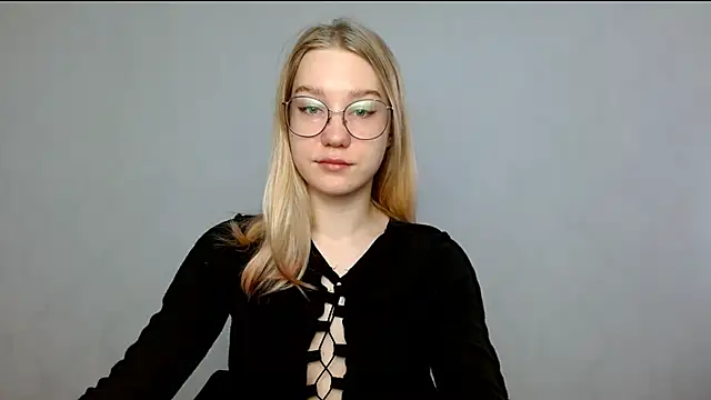 Snapshot of cindi_hot chatting on February 18, 8:38 am cindi hot online show from February 18, 8:38 am