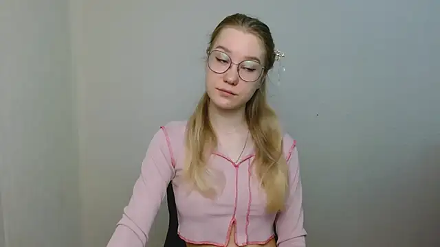 cindi hot online show from January 10, 11:56 am