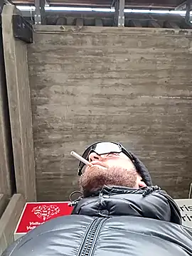 Snapshot of 1ninefellababy chatting on March 11, 8:52 am 1ninefellababy online show from March 11, 8:52 am