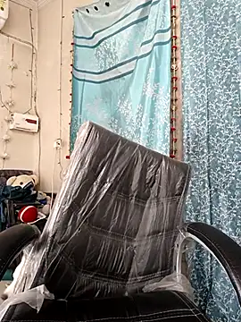 Parinaaz18 online show from March 4, 8:02 am