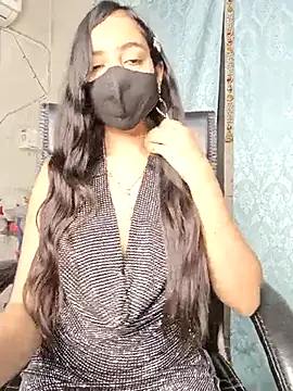 Parinaaz18 online show from December 19, 1:45 am