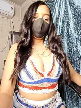 Snapshot of Parinaaz18 chatting on April 26, 11:57 pm Parinaaz18 online show from April 26, 11:57 pm