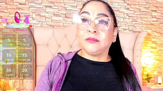 Snapshot of Gina_Myers chatting on September 17, 1:57 pm Gina Myers online show from September 17, 1:57 pm