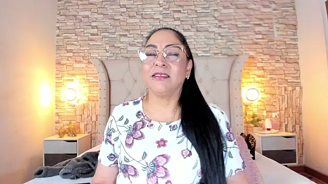 Snapshot of Gina_Myers chatting on September 24, 12:41 pm Gina Myers online show from September 24, 12:41 pm