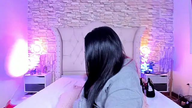 Gina Myers online show from February 25, 11:42 am