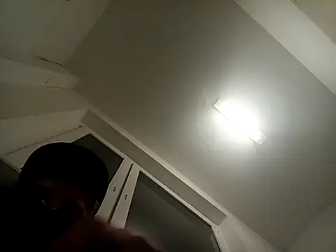 KidoXVII online show from October 17, 12:01 am