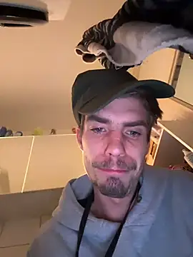 KidoXVII online show from November 29, 11:30 pm