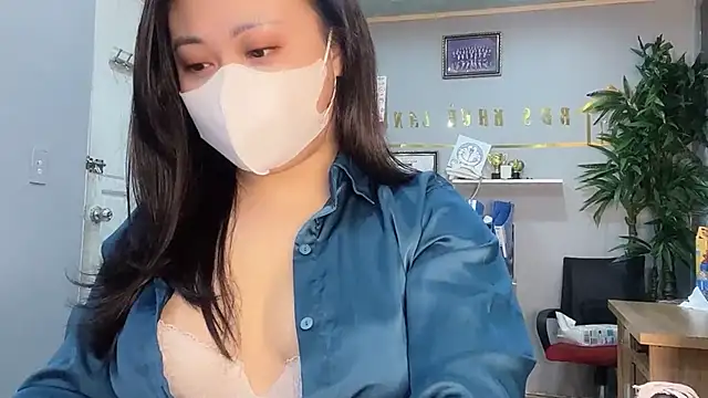 Bamboo Swetie online show from December 7, 2:57 pm