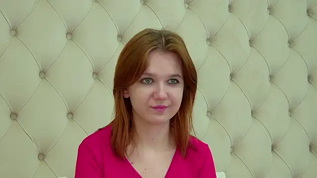 Snapshot of LessySmith chatting on February 7, 7:27 pm LessySmith online show from February 7, 7:27 pm