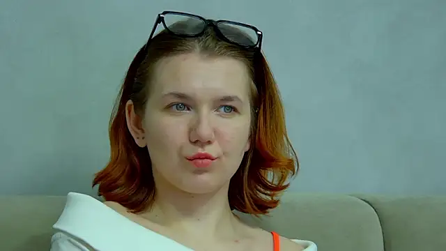 LessySmith online show from March 15, 4:29 am