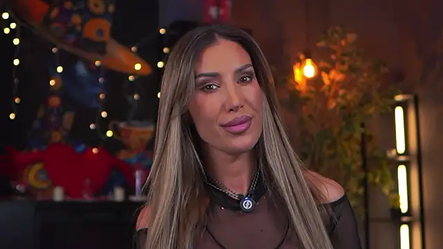 Evelyn Evyyy online show from March 25, 7:20 pm