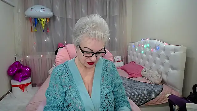 KayleSmoll online show from January 29, 10:32 pm