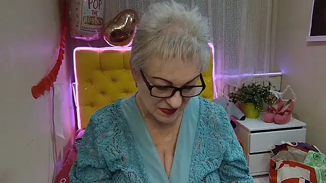 KayleSmoll online show from March 16, 1:28 am