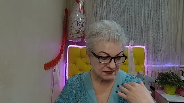 KayleSmoll online show from March 22, 1:54 am